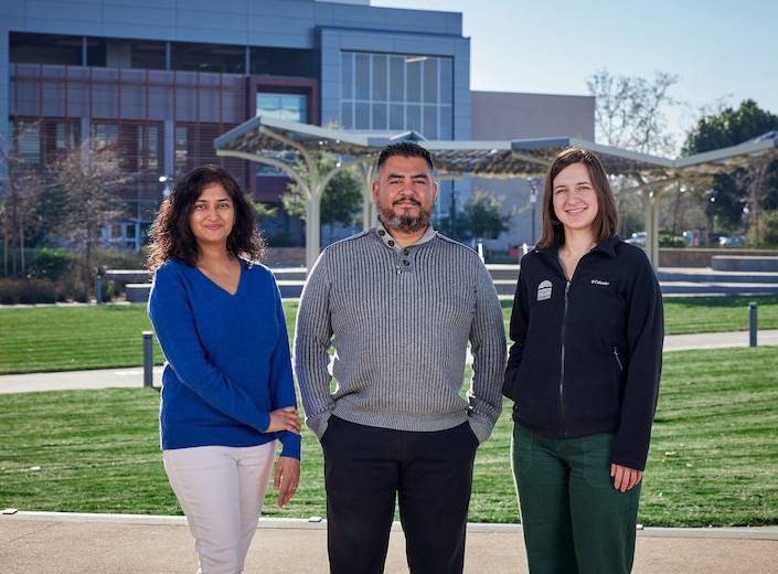 Prachi Samant, Alfredo Gallegos, and Jamille Featherstone pose for group photo.